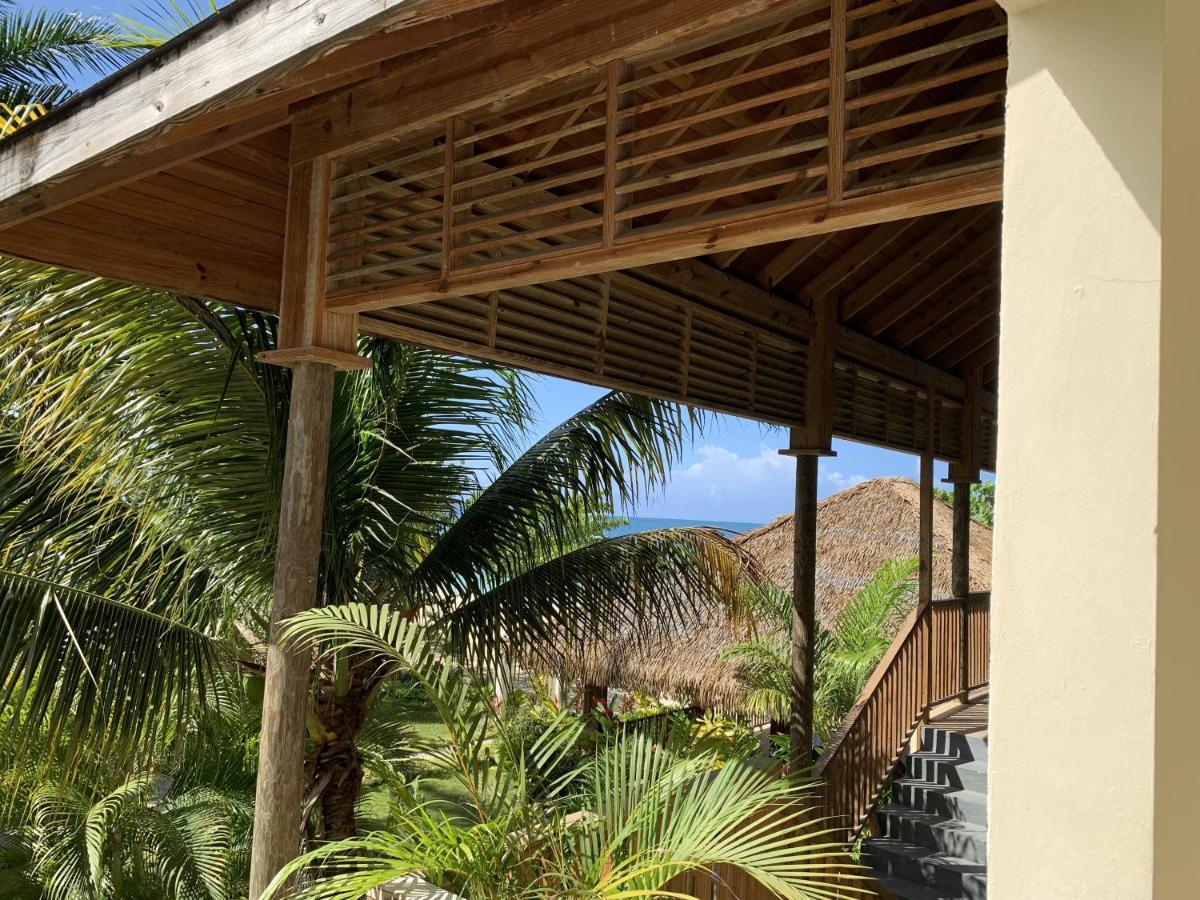 King Suite At Oceanview Resort In Jamaica - Enjoy 7 Miles Of White Sand Beach! Negril Exteriör bild