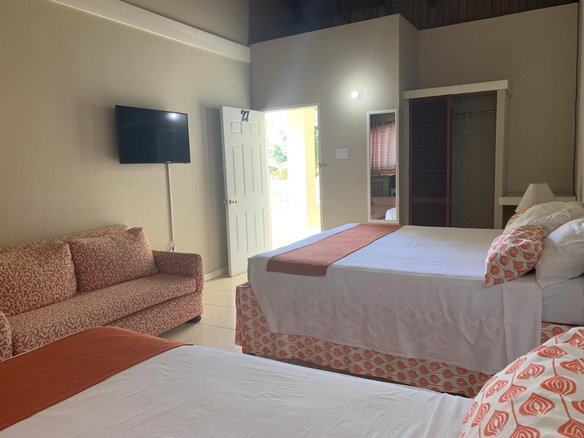 King Suite At Oceanview Resort In Jamaica - Enjoy 7 Miles Of White Sand Beach! Negril Rum bild