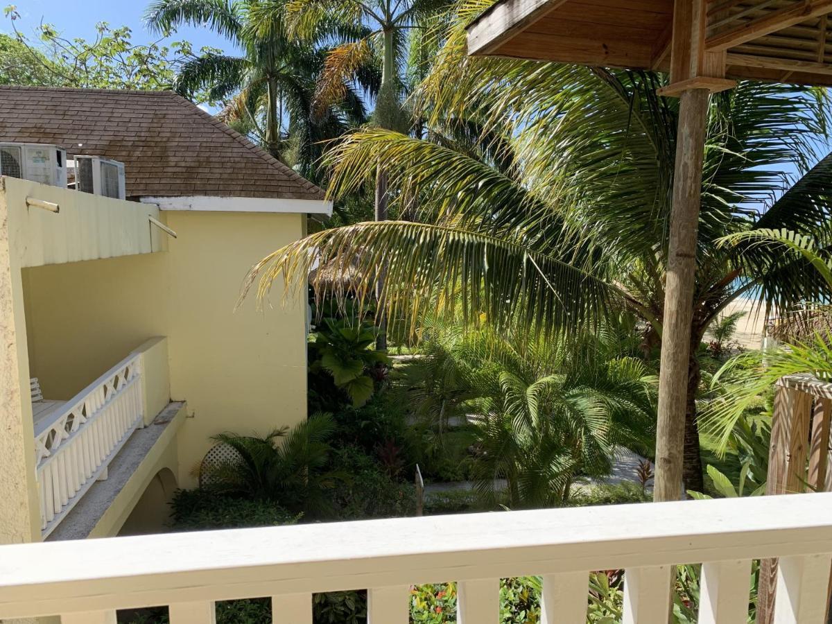 King Suite At Oceanview Resort In Jamaica - Enjoy 7 Miles Of White Sand Beach! Negril Rum bild